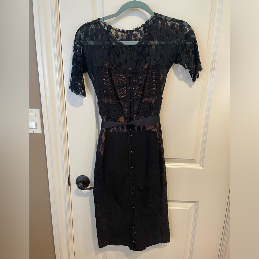 Black Lace Sheath Dresss